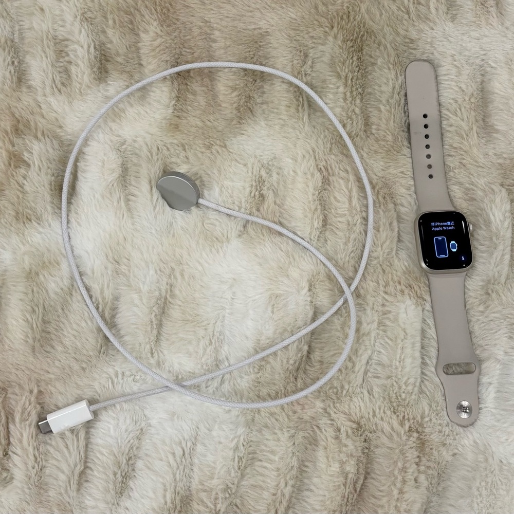 Series 9 Apple Smartwatch with Neutral Band and Charger